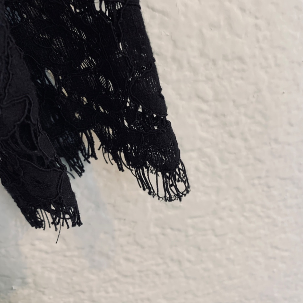 Lulus Dress Black Lace Bodycon Size Medium Long Sleeve LBD Whimsygoth Witchy - Picture 7 of 12